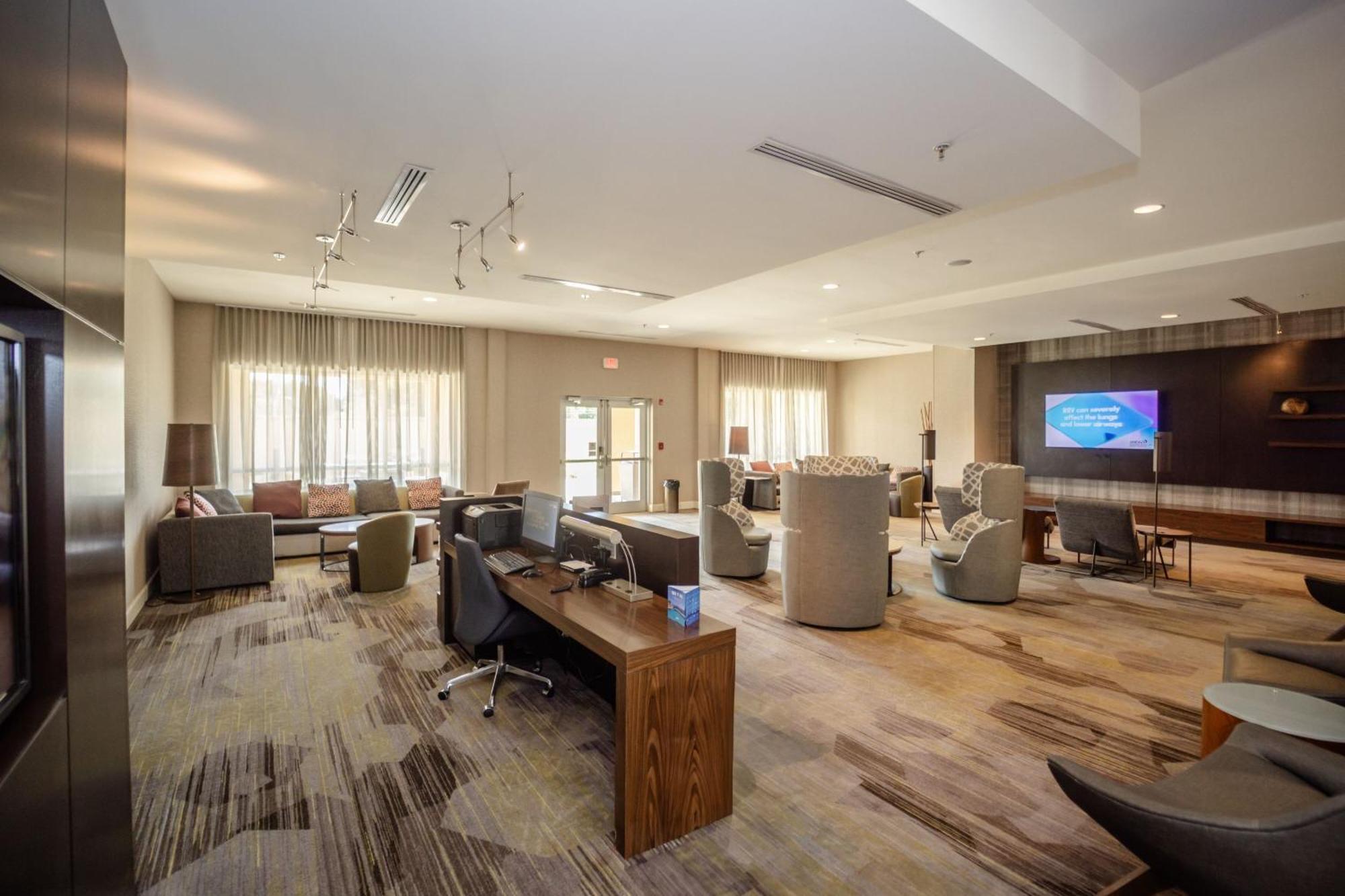 Courtyard By Marriott Somerset Eksteriør billede
